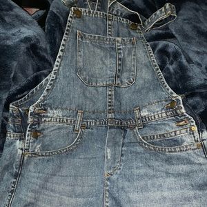 Cute PacSun overalls